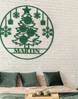Custom Christmas Tree Family Member Names Sign, Personalised Xmas New Year Signage, Party Event Wall Hoop Backdrop Festive Wreath Door Decor