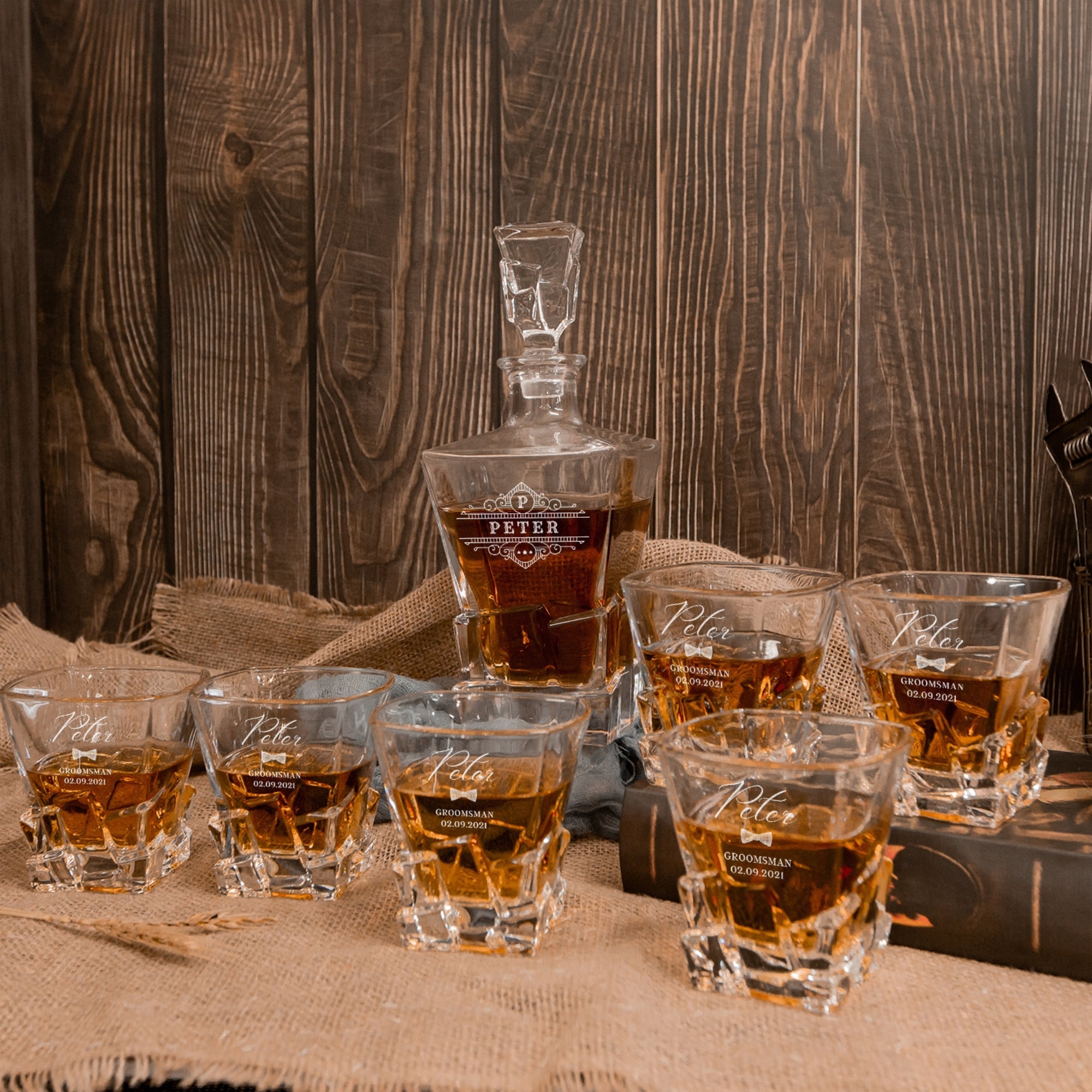 Personalised Square Cut Whiskey Decanter & 6 Scotch Glasses Box Set , Custom Engraved Logo Barware, Housewarming Groomsmen Dad Birthday Gift