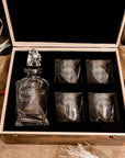 Custom Engraved Twisted Whiskey Decanter Set, 4 Scotch Glasses & Wooden Box, Personalised Logo Barware Dad, Groomsmen Birthday Wedding Gift