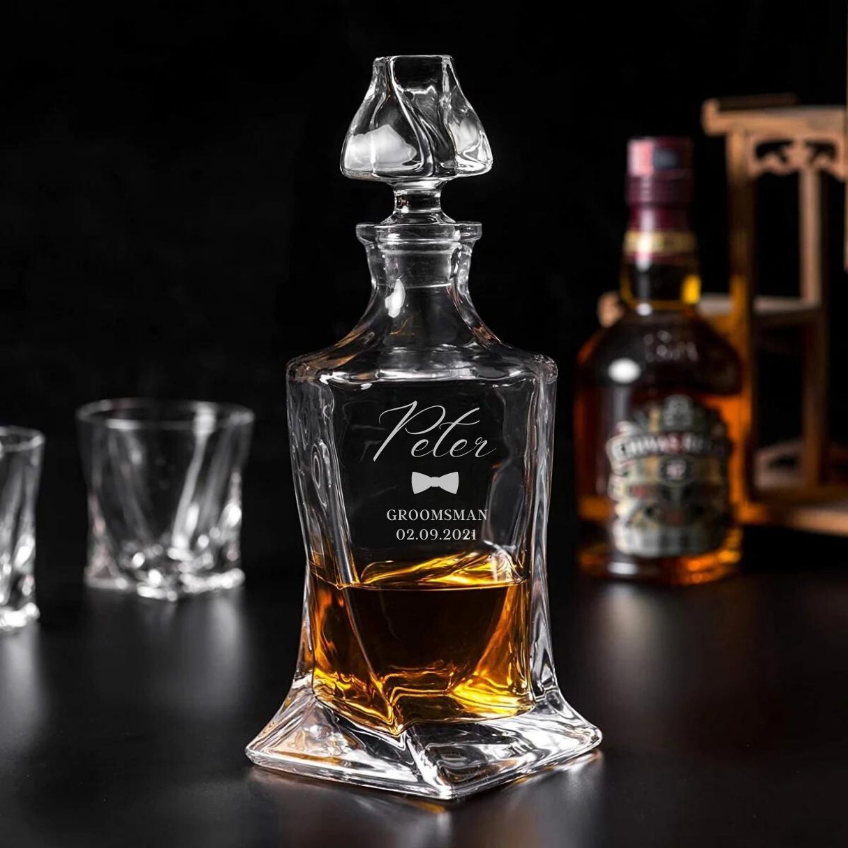 Personalised 800ml Twisted Whiskey Decanter | Custom Engraved Vintage Whisky Carafe, Housewarming, Birthday, Groomsmen Barware Gifts Him/Dad