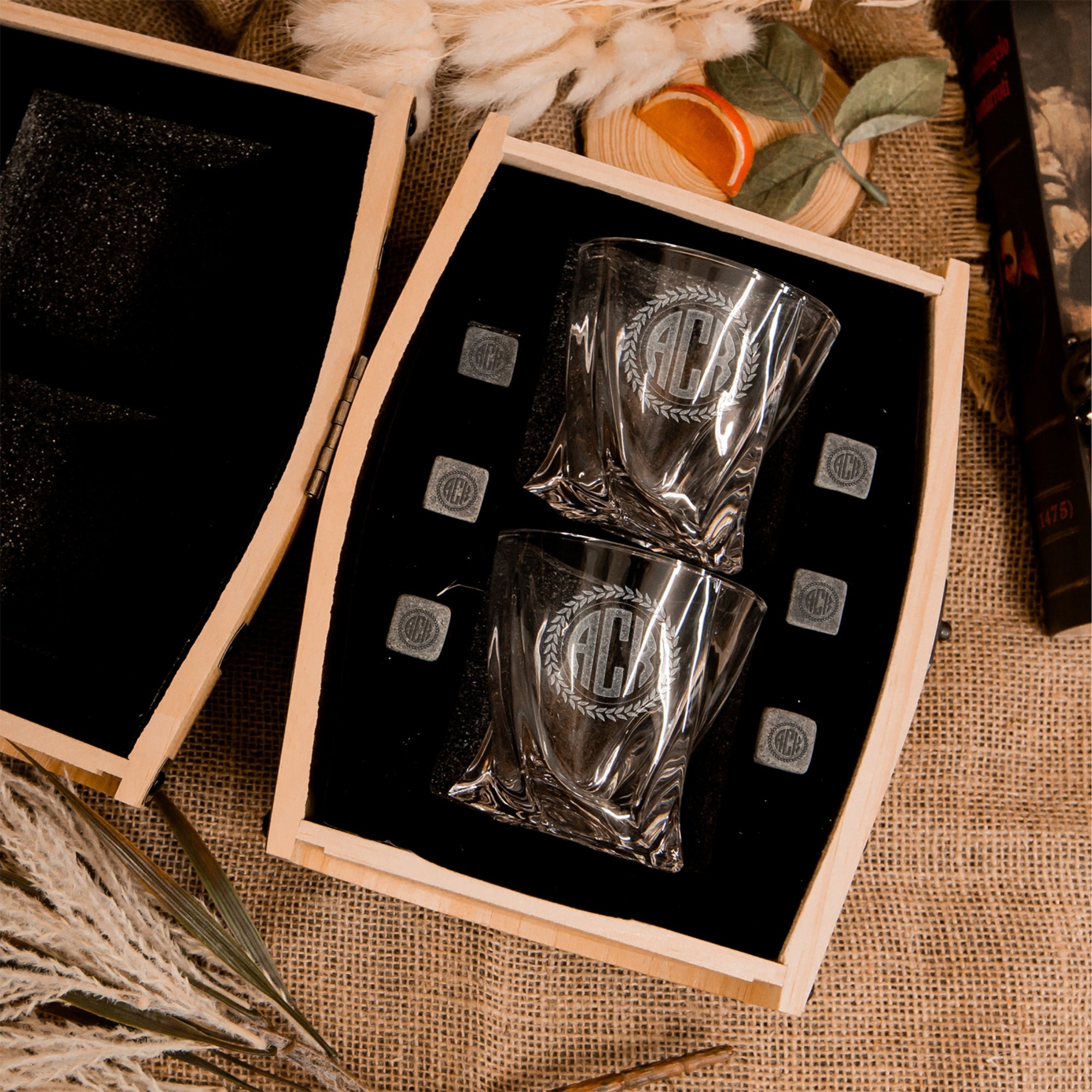 Personalised Wooden Barrel Whiskey Box, 2 Twisted Glasses, 6 Ice Stones | Custom Engraved Barware Set, Father, Groomsmen, Housewarming Gift