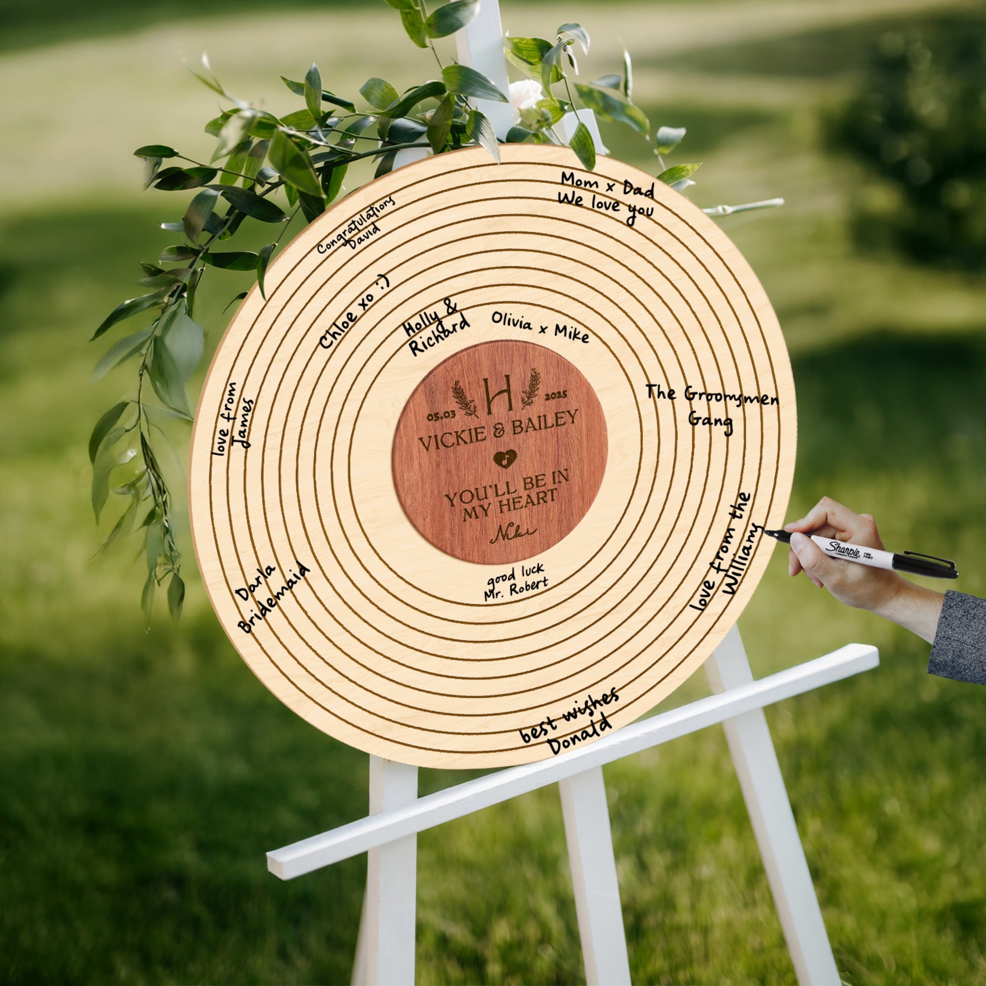 Custom Wooden Record Vinyl Wedding Sign, Personalised Guest Book Alternative Welcome Signage, Music Lovesong Couple Decor, Anniversary Gift