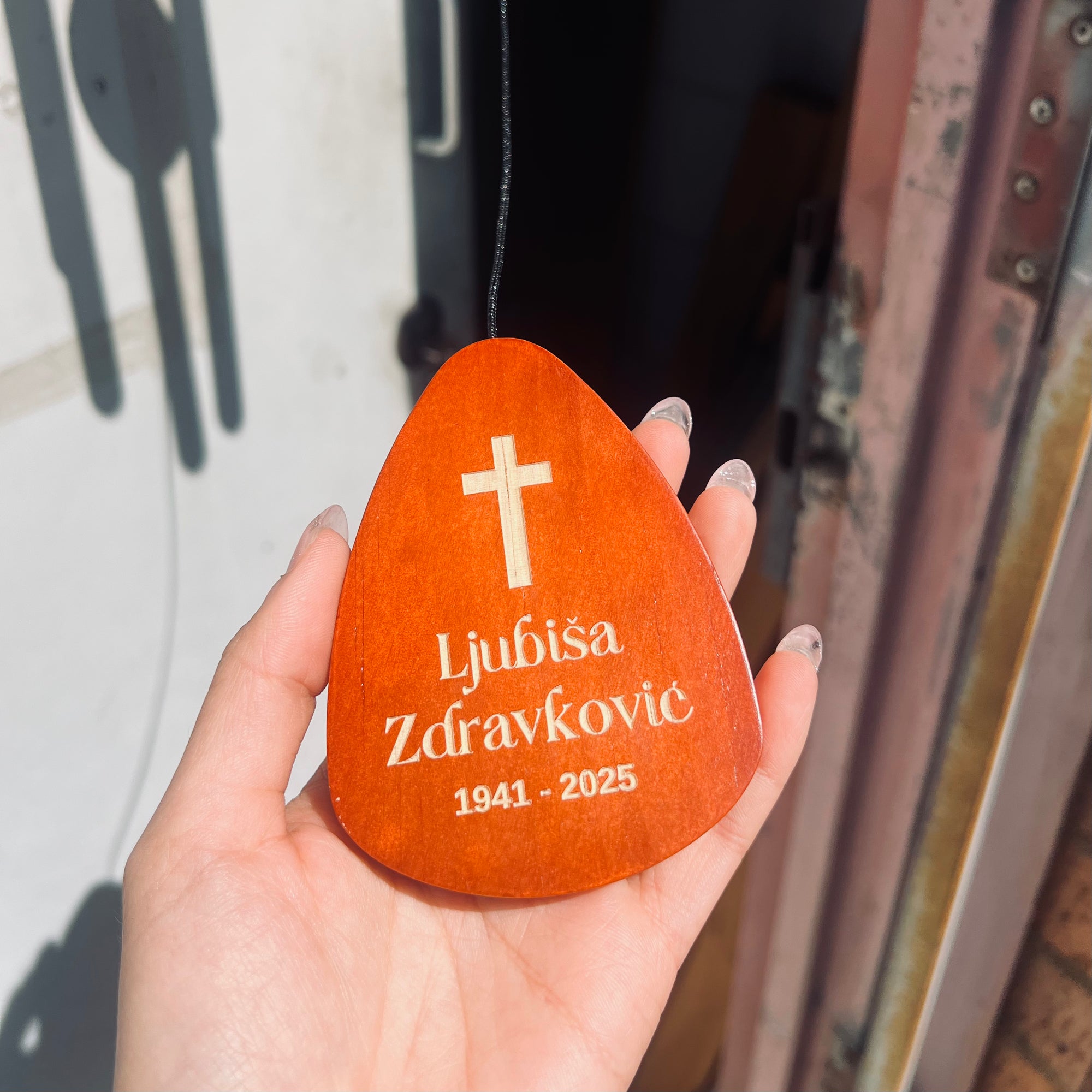 Personalised Memorial Aluminium & Wooden Wind Chimes, Custom Logo Engraved In Loving Memory, Funeral Loss Sympathy Remembrance Keepsake Gift