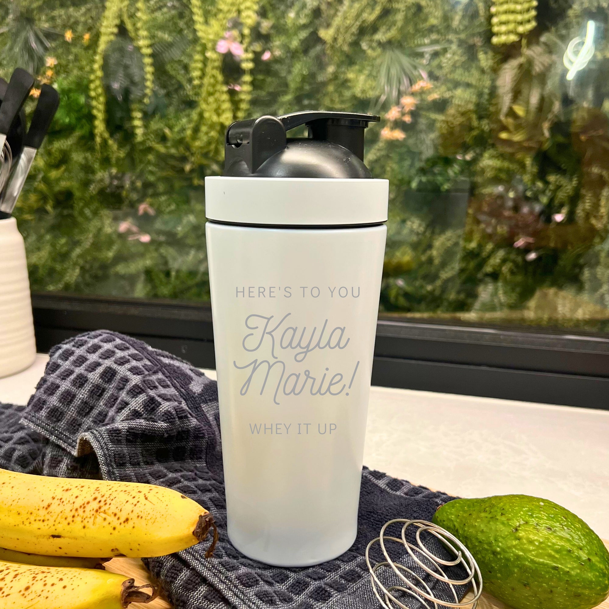 Personalised 25oz Insulated Protein Stainless Steel Shaker, Custom Engraved Logo 750ml Gym Lover Matt White Blender Bottle Work Out Mom Gift