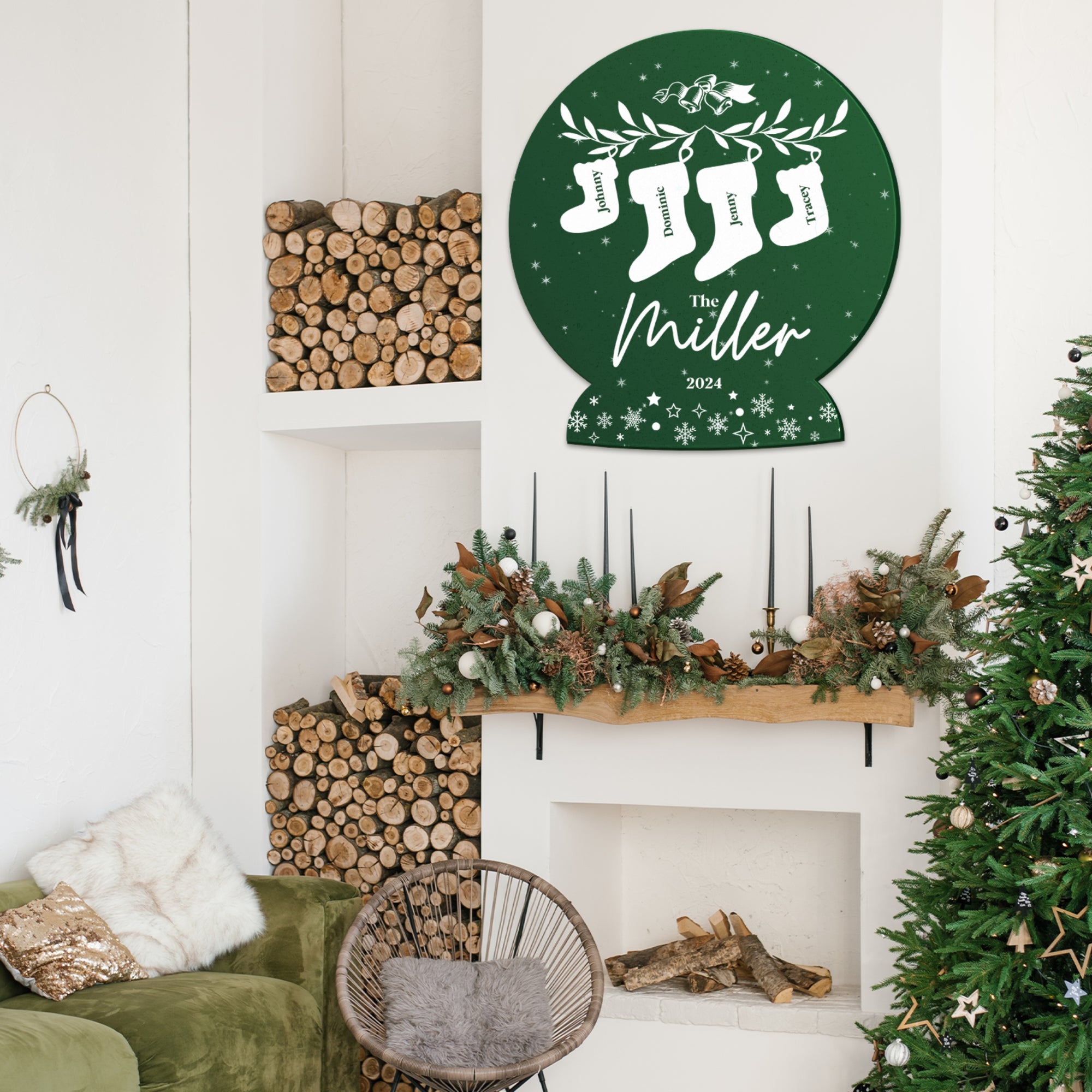 Personalised Christmas Snow Globe Sign, Customised UV Print Acrylic Wooden Family Member Names Decor, Xmas New Year Signage, Party Wall Hoop