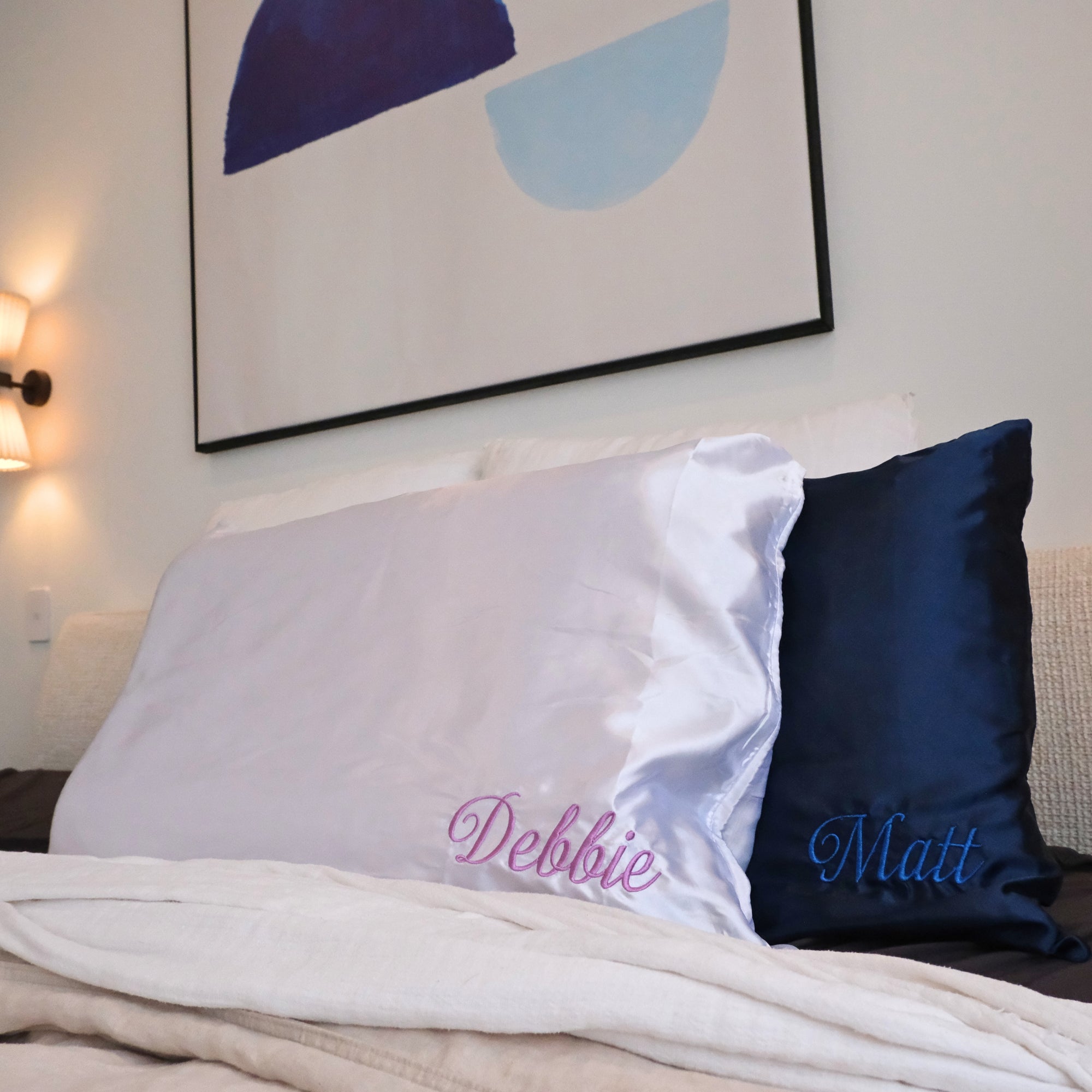 Personalised_Embroidery_Mulberry_Pillowcase_Custom_Embroidered_Name_Silk_Skin_Friendly_Anti_Frizz_Hair_Bedding_Birthday_Housewarming_Gifts