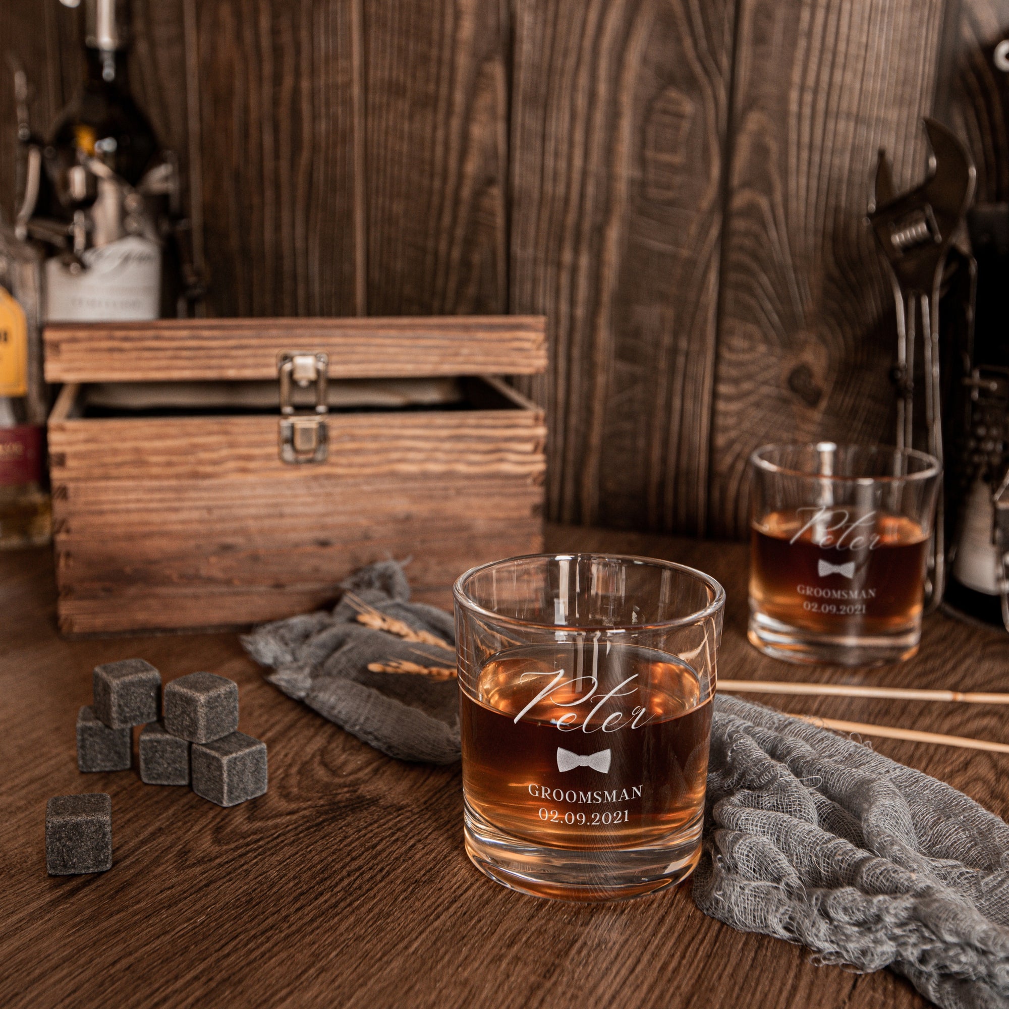 Custom Engraved Whiskey Wooden Box - 2 Sleek Round Scotch Glasses & 6 Rock Ice Stones, Personalised Barware Set, Wedding Groomsman, Dad Gift