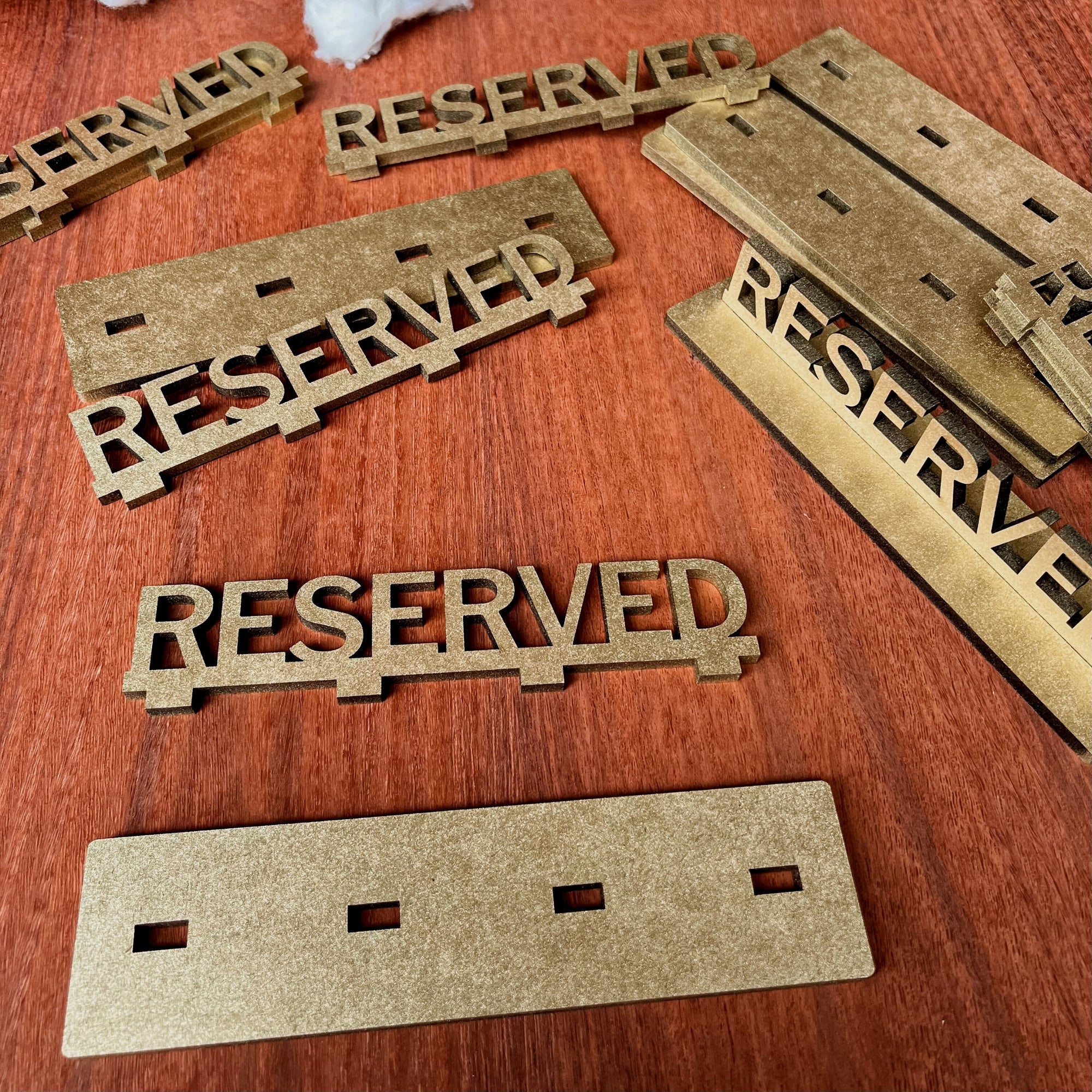 Custom Wooden/ Mirror Acrylic Wedding Wreath Table Numbers, Rustic/ Vintage Reserved Table/ Seating Name Sign for Restaurant, Wedding & Dinner, Event Party Decor