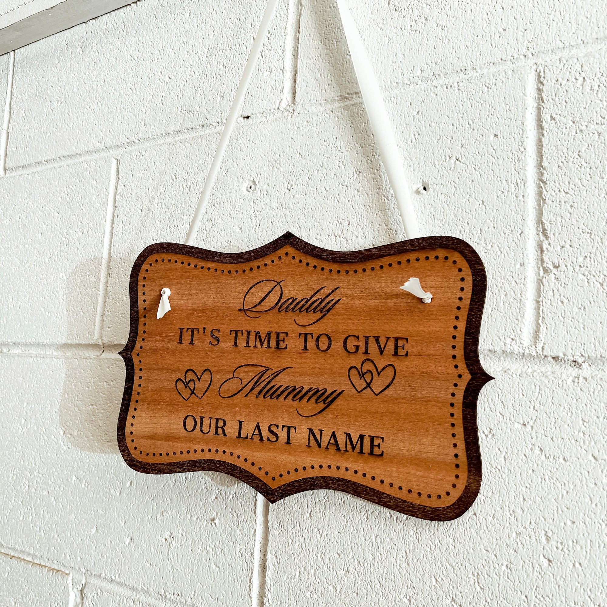 Custom Wooden Wedding Page Boy/ Flower Girl Sign, Personalised Timber Ring Bearer, Here Comes My Auntie/ Uncle/ Bride/ Groom Signage, Rustic/ Vintage Country/ Engagement/ Bridal Shower/ Birthday