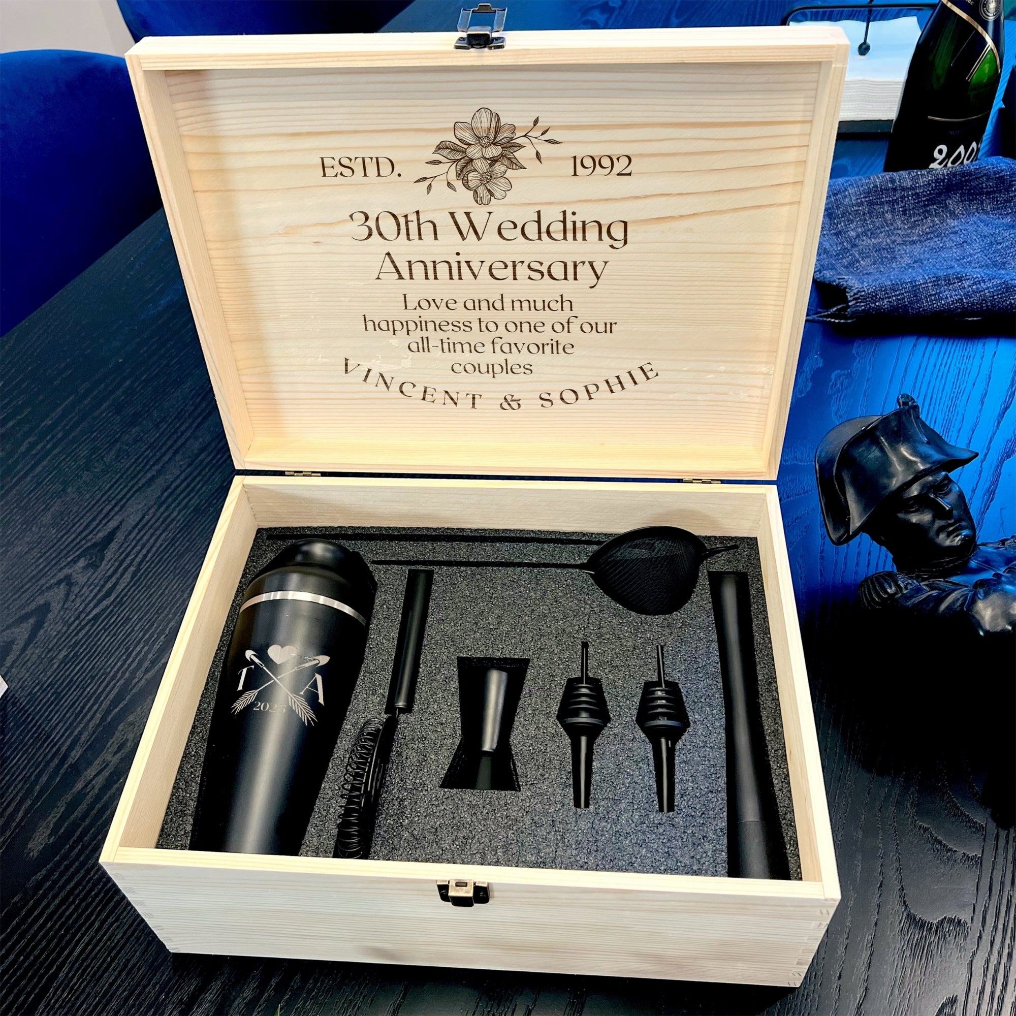 Personalised Cocktail Shaker Set of 9 & Custom Engraved Wooden Box, Dad, Bridesmaid, Groomsman Proposal Wedding, Birthday, Xmas Corporate Gift