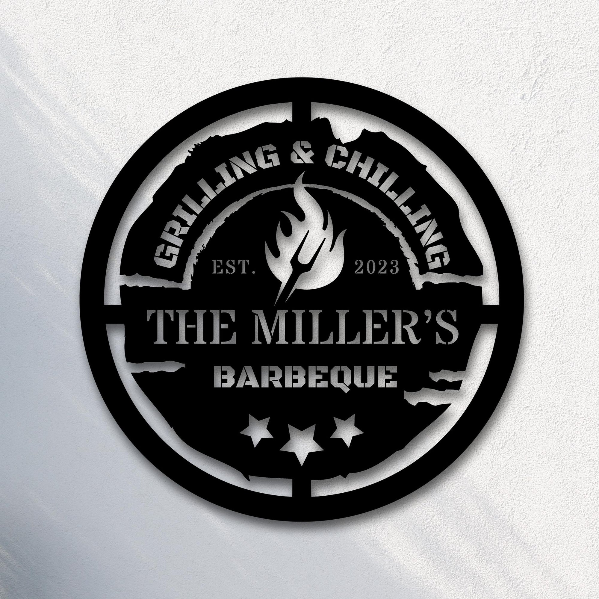 Customised Barbecue Hoop, Personalised Family BBQ Wall Art, Chill &amp; Grill Display Hanging Sign, Kitchen Backyard, Housewarming Decor Signage