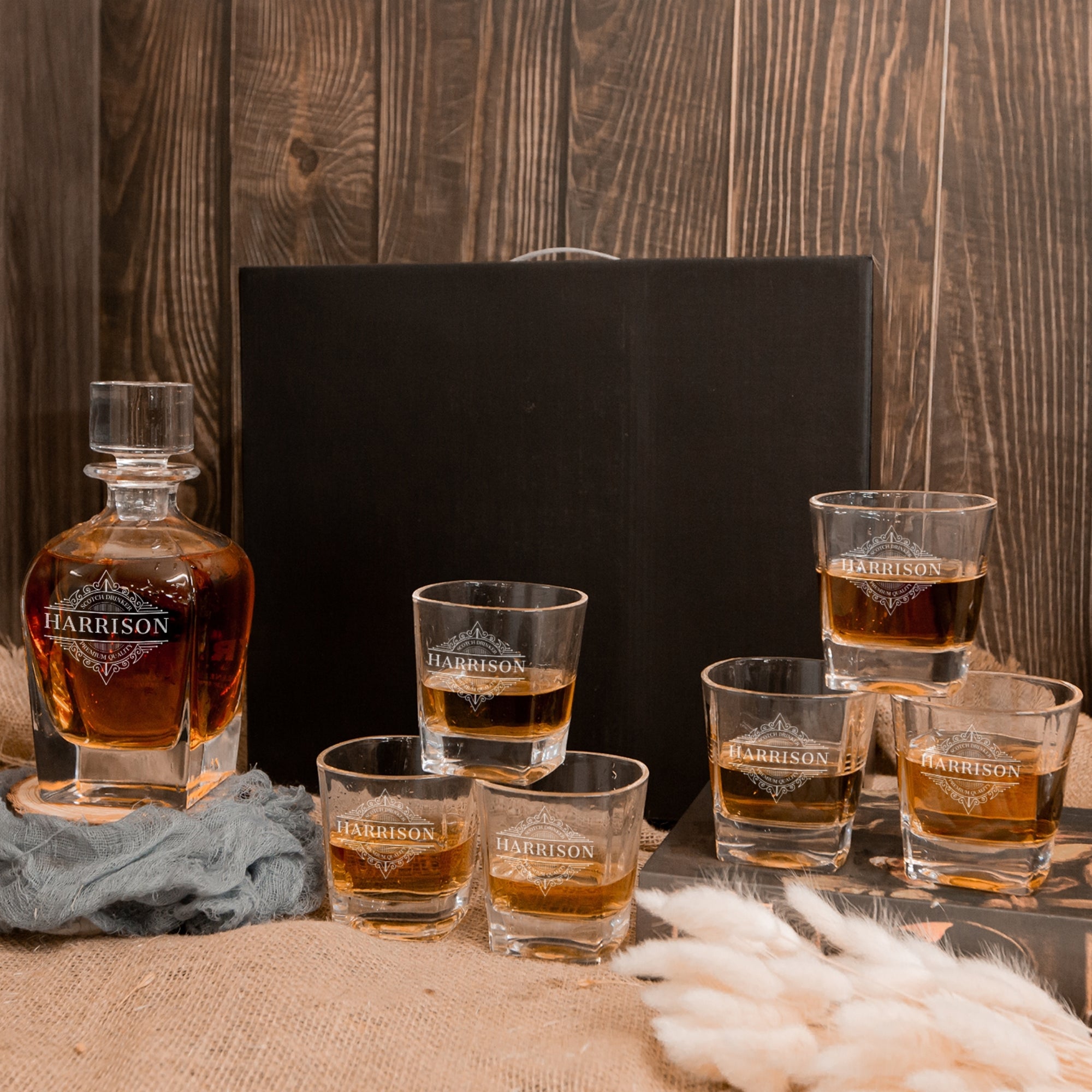 Personalised Curve Whiskey Decanter & 6 Scotch Glasses Box Set , Custom Engraved Whisky Barware, Housewarming, Groomsmen, Dad, Birthday Gift