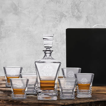 Classic Engraved 800ml Wine Whisky Glass Decanter Square Shape Embossed  Whisky Decanter with Lid - China Glass Wine Decanter and Glass Decanter  price