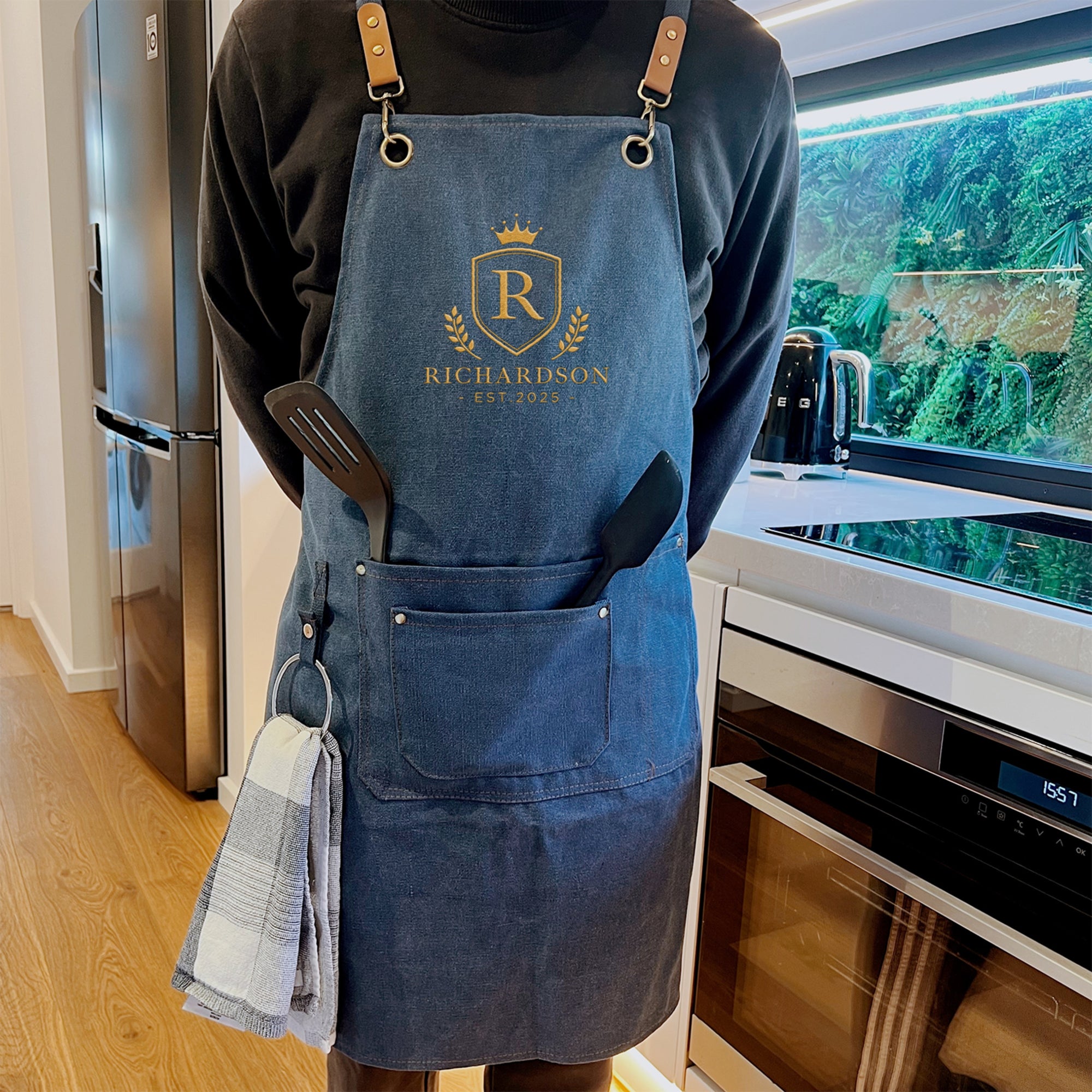 Embroidered Canvas Apron with Multi Pockets &amp; Hanging Ring