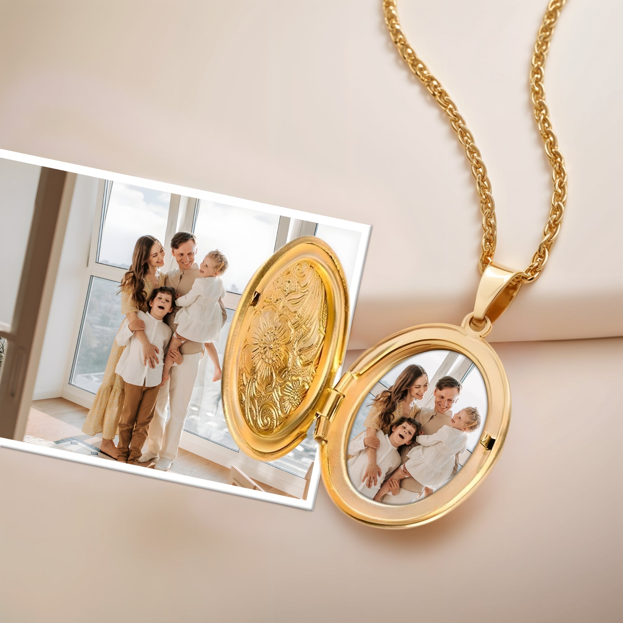 Personalised Photo & Message Oval Locket Necklace, In Loving Memory Bridal Floral Charm, Custom Quotes Pendant, Wedding, Mother's Day Gift