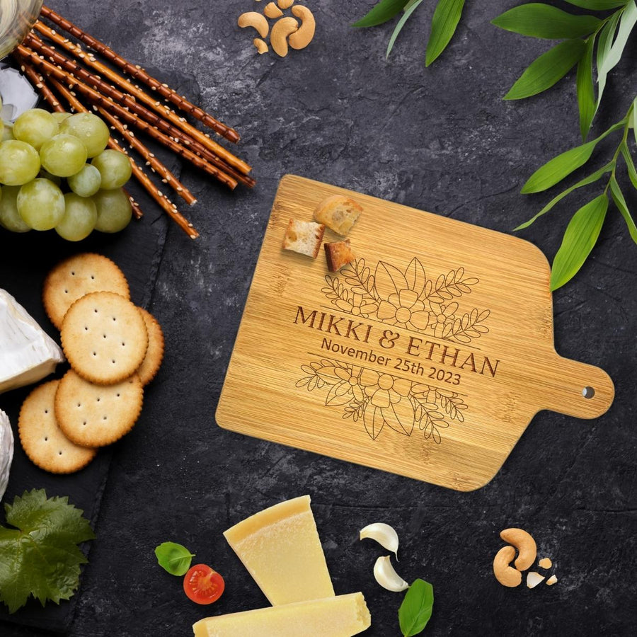 Personalised Wooden Paddle Chopping Board, Customised Cheese Serving Handle Tray, Engraved Charcuterie Platter, Housewarming, Corporate Gift