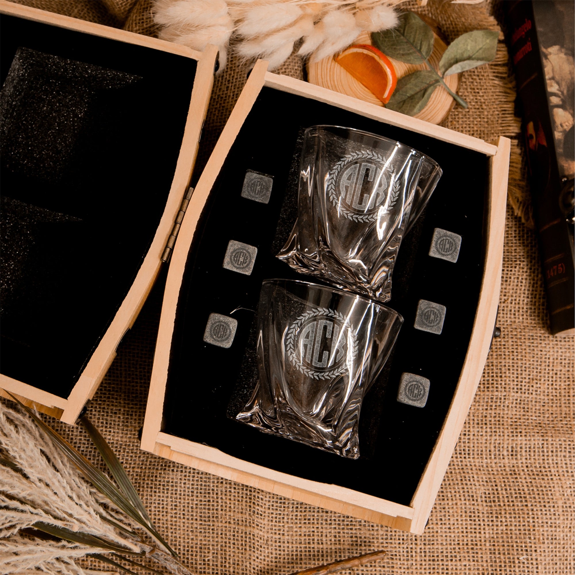 Personalised Wooden Barrel Whiskey Box, 2 Twisted Glasses, 6 Ice Stones | Custom Engraved Barware Set, Father, Groomsmen, Housewarming Gift 