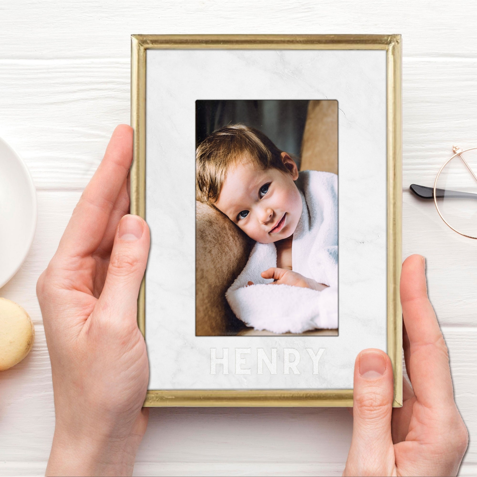 Personalised Marble, Brass 4&quot;x6&quot; Photo Frame, Custom Etched Memory Picture Table Display &amp; Metallic Colour Infill, Housewarming Wedding Gift