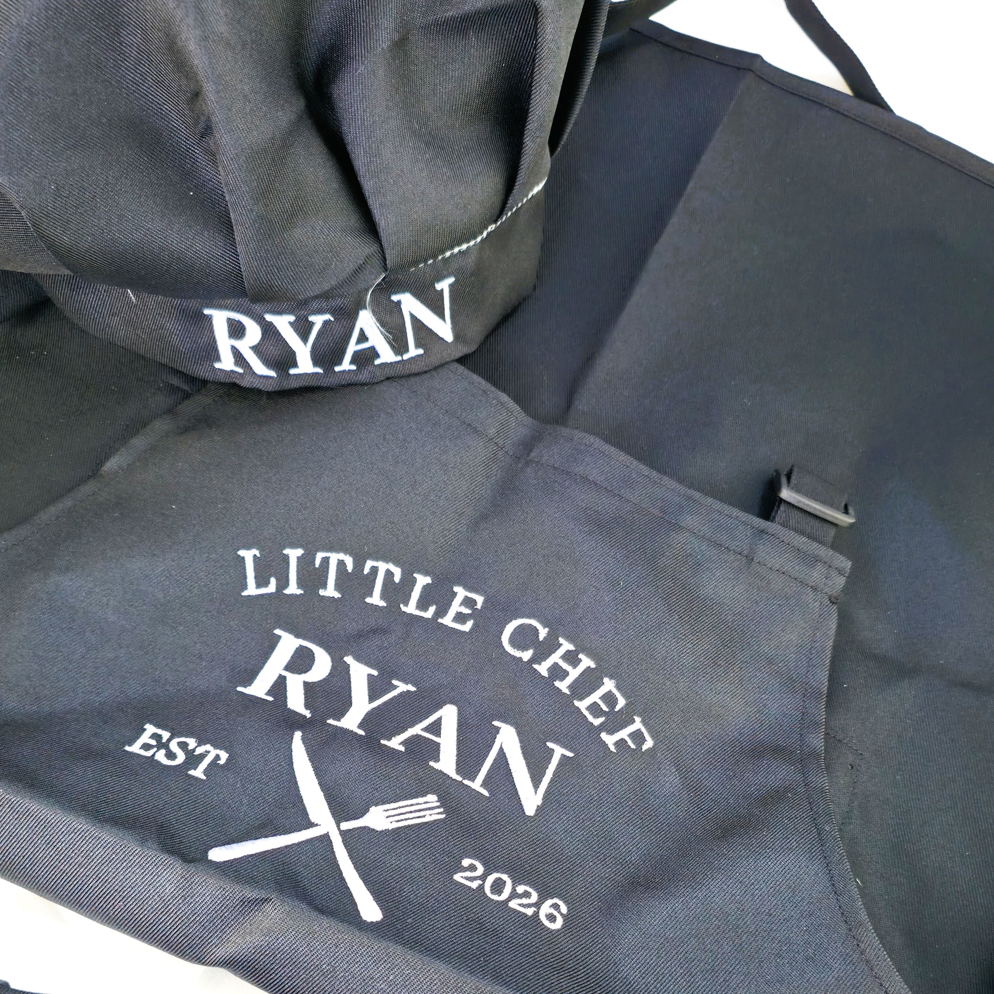 Custom Embroidered 6+ Kid Apron &amp; Chef’s Hat, Personalised Junior Sous Kitchen Helper, Little Baby Baker Children Birthday Housewarming Gift