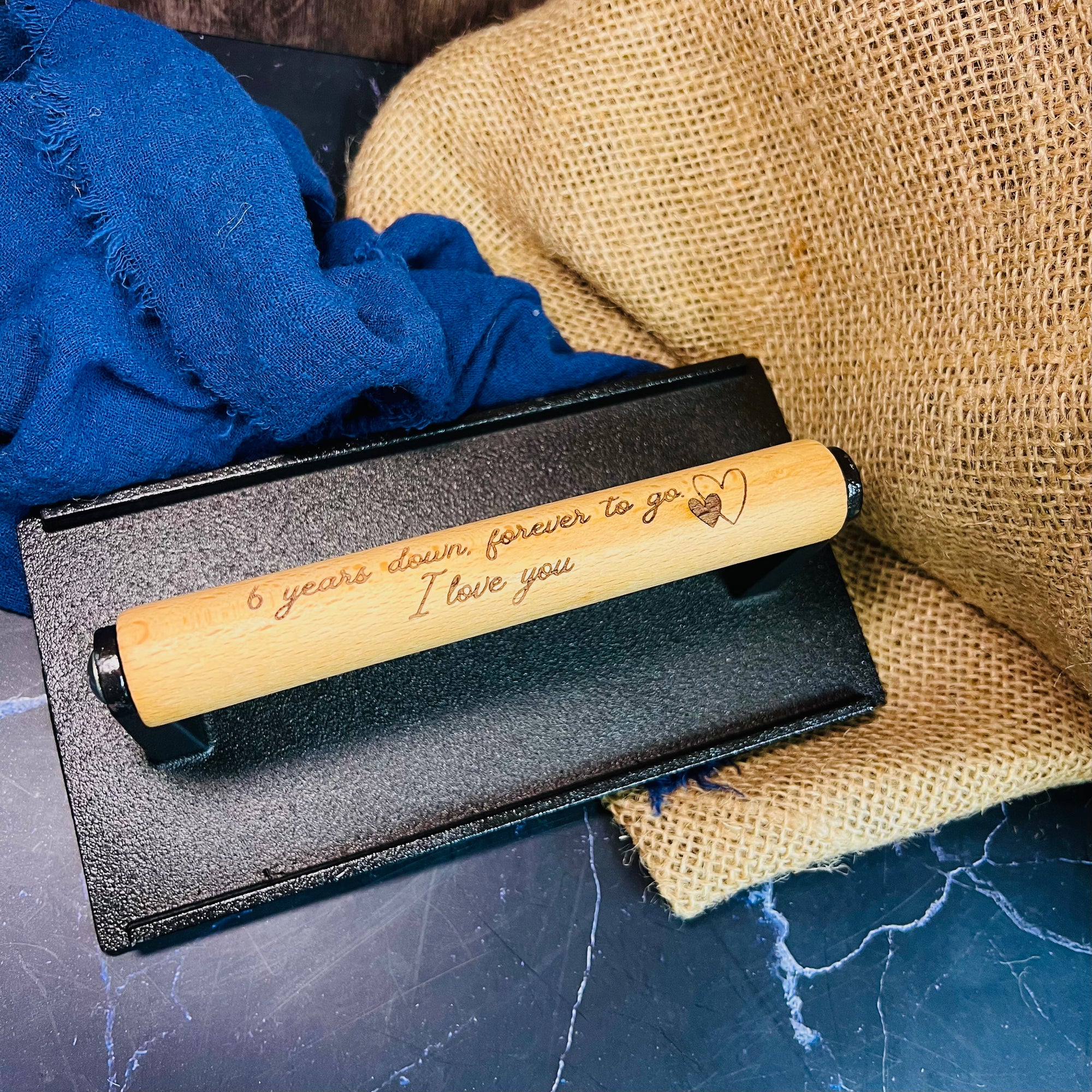 Custom Engraved Cast Iron BBQ Grill Press, Personalised Burger &amp; Meat Weight, Barbecue Lover, Outdoor Cooking Dad Birthday Housewarming Gift