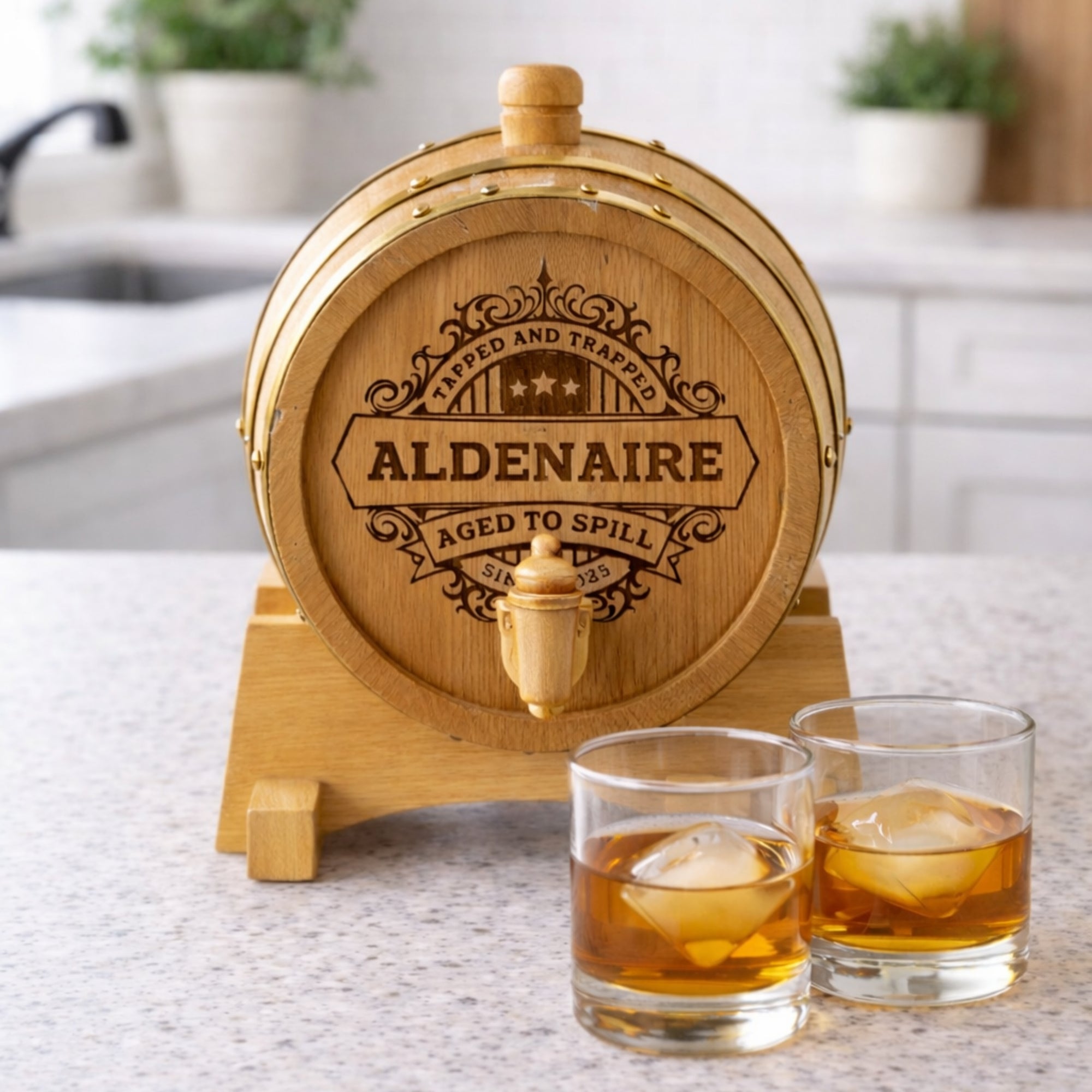 Custom Engraved Wooden Wine Barrel 1.5L | Whiskey, Brandy, Tequila Tap Dispenser, Beer Pine Wood Storage, Groomsman Wedding, Birthday Dad Gift