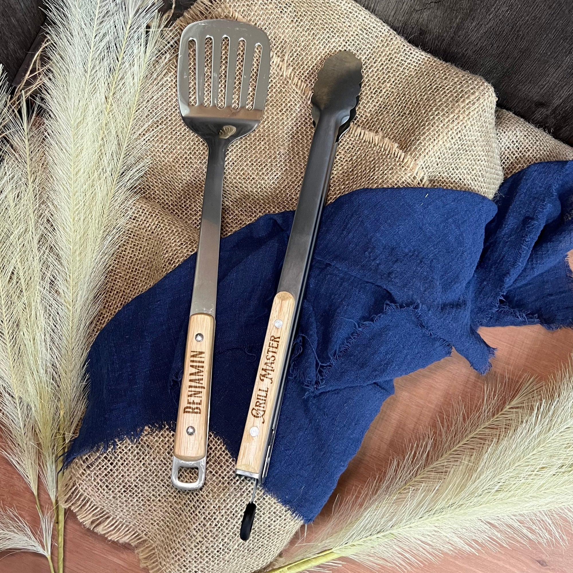 Personalised BBQ Tools Gift Set, Custom Laser Engraved Etching Barbecue Tongs &amp; Spatula, Barbeque Grill Gift Him Dad Fathers Day GrillFather