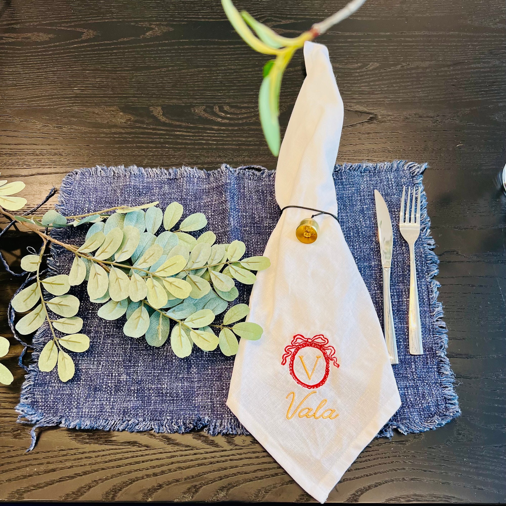 Personalised Christmas Linen Napkin, Custom Embroidered Holiday Dinner Towel, Festive Name Place Setting, Xmas Table Decor, Family Host Gift