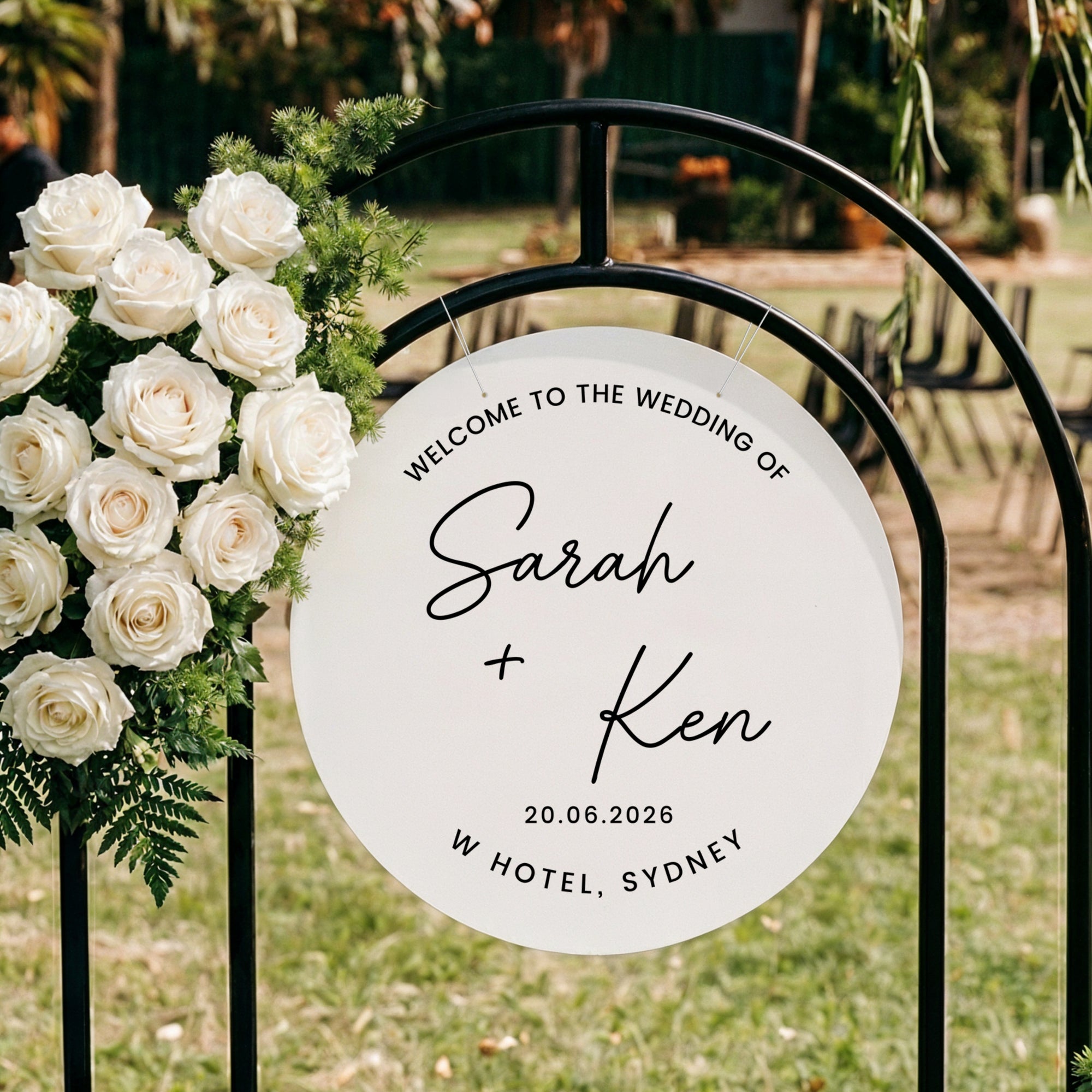 Personalised Couple Names Acrylic Round Wedding Signage, Custom UV Print Mirror Welcome Sign, Engagement/ Anniversary/ Vu Quy/ Tan Hon Decor