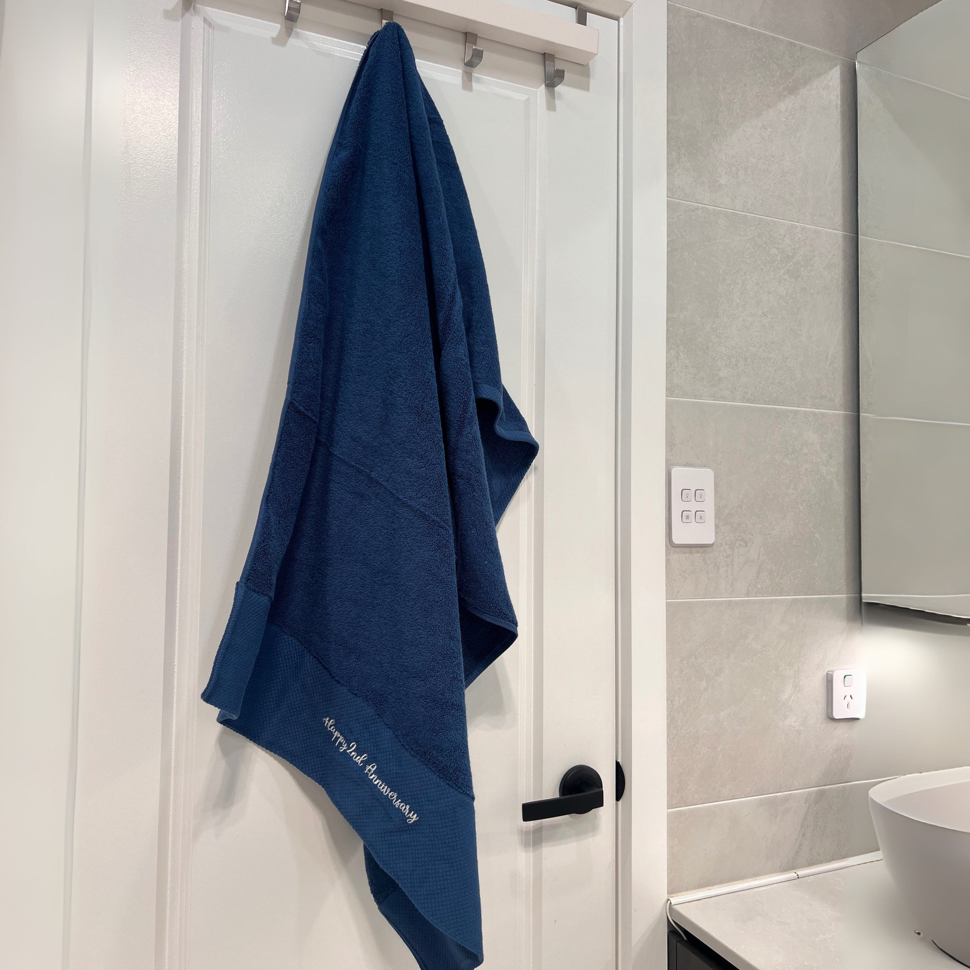 Personalised Embroidery Pattern Bath Towel, Custom Embroidered Name Logo Hotel Hair Salon Spa Towels, Birthday, Housewarming, Corporate Gift