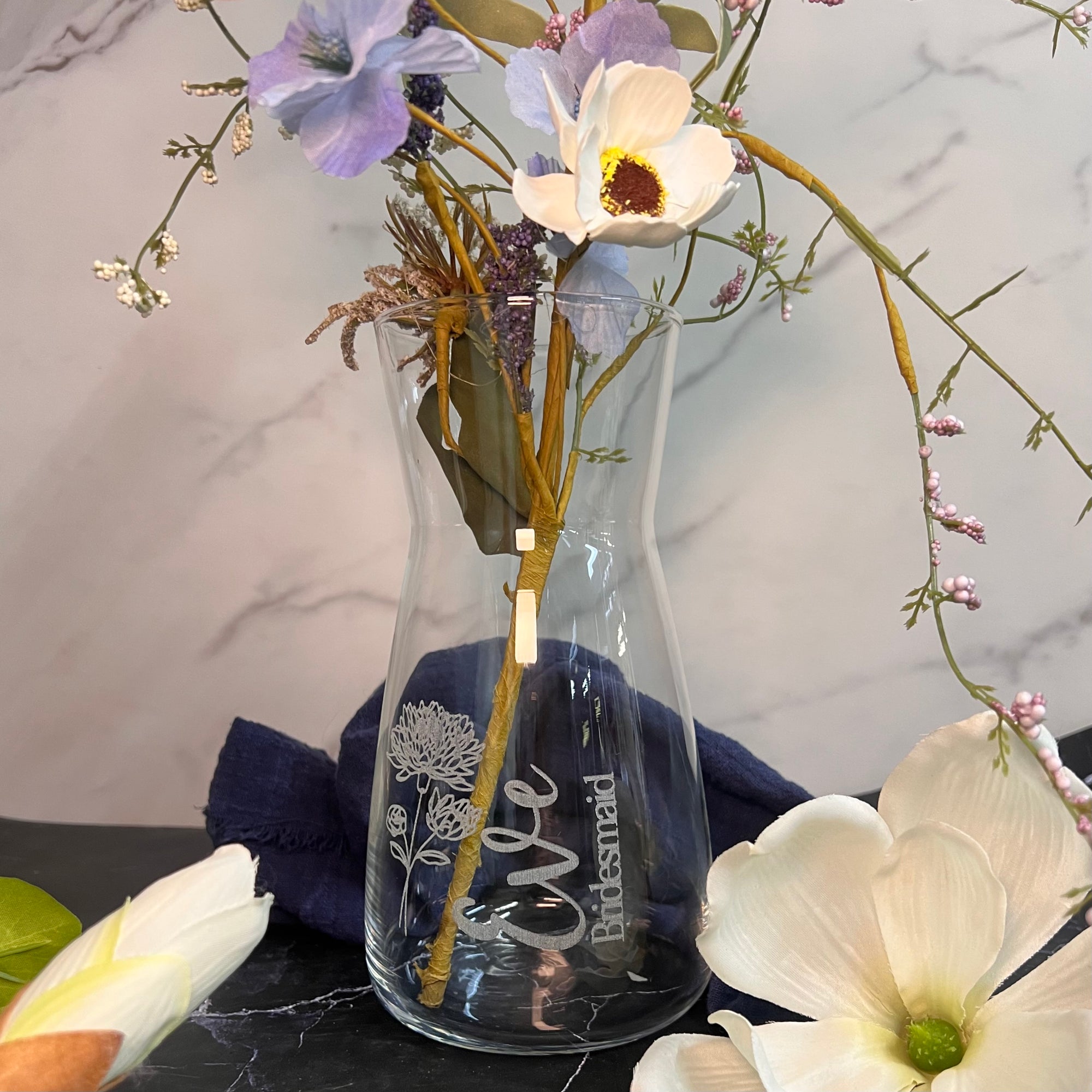 Personalised Etched Birth Flower Glass Carafe Vase, Home Wedding Decor, Bridesmaid Favor, Christening Housewarming Anniversary Birthday Gift