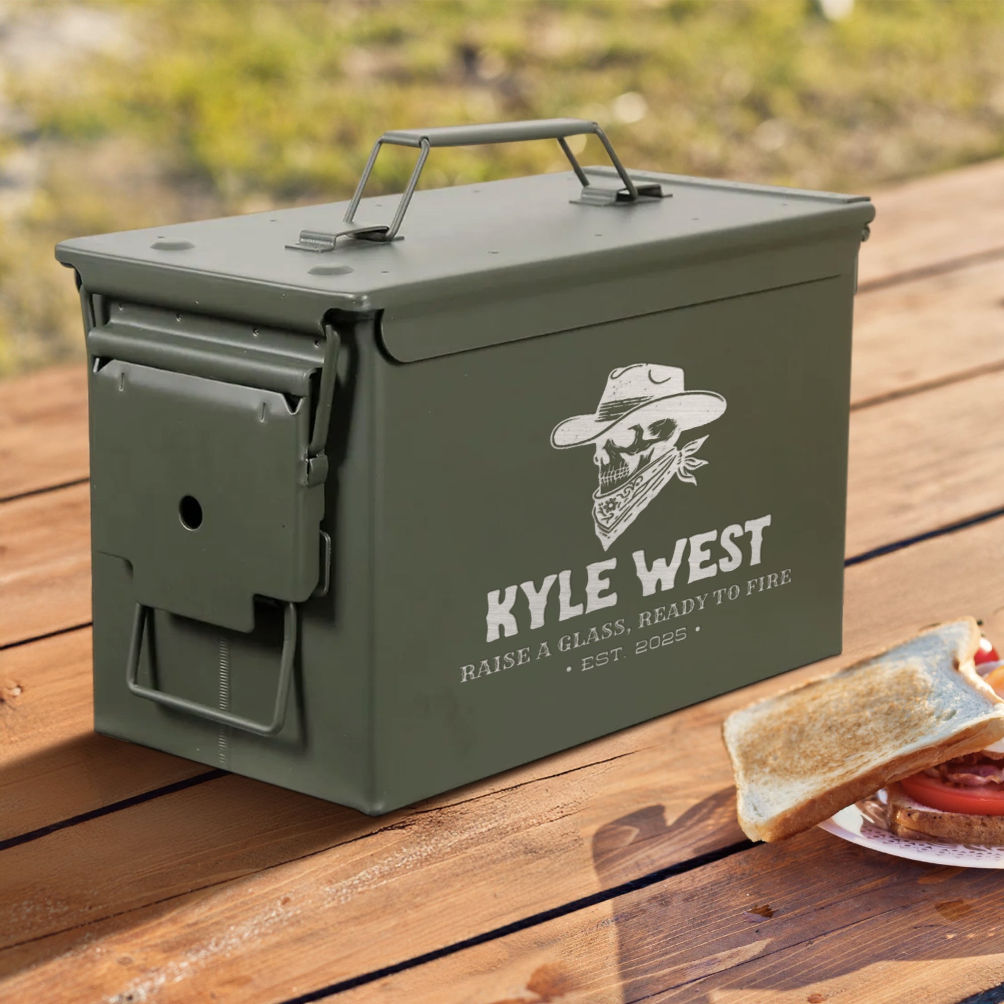 Personalised Military Whiskey Ammo Can Gift Box - Star Base Decanter, 1 Glass &amp; 6 Ice Stones Set, Etched Army Barware Groomsman Dad Gift Set