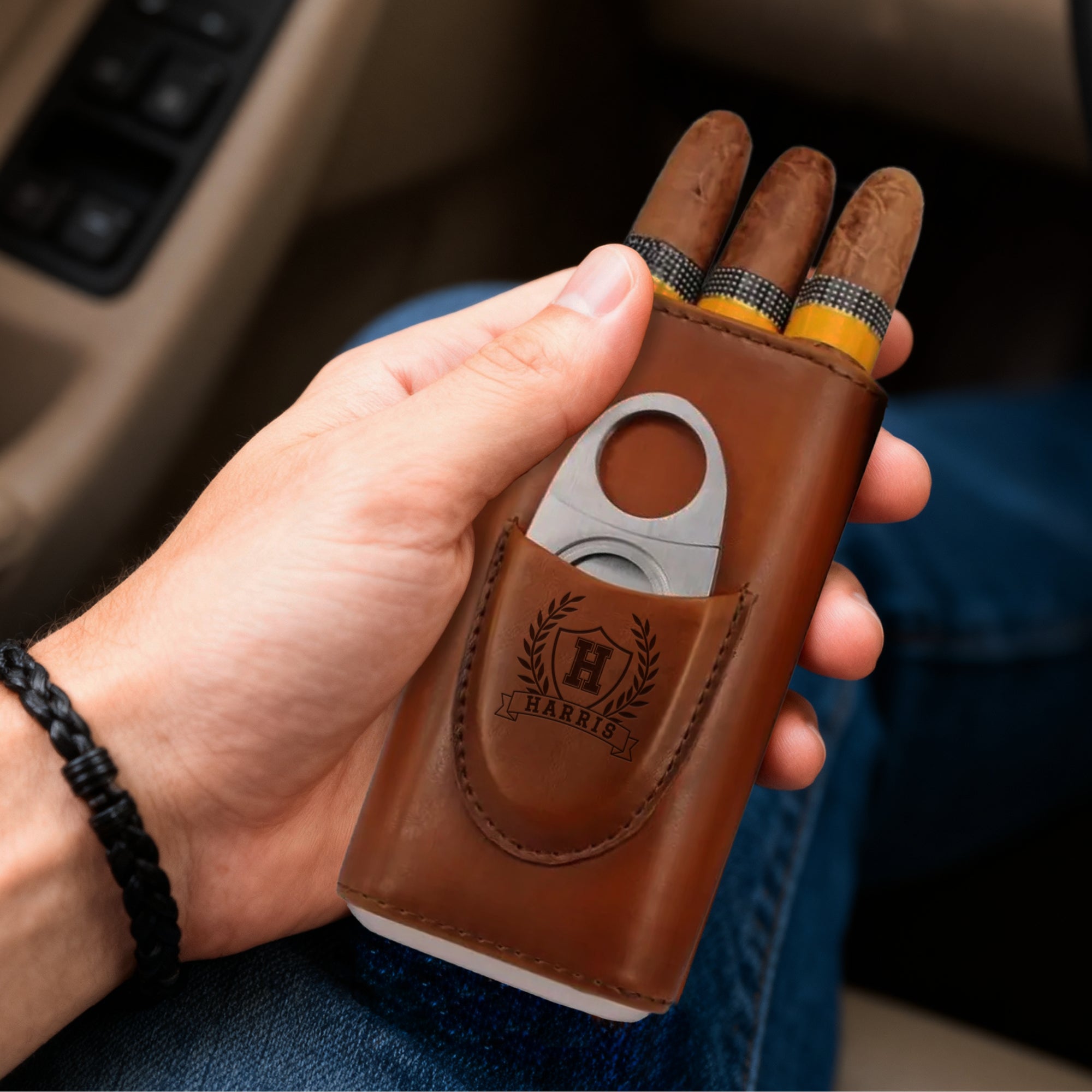 Personalised Tan Leatherette Cigar Case &amp; Cutter Custom Engraved Logo Travel Portable Cedarwood Humidifying Box Groomsman Dad Corporate Gift