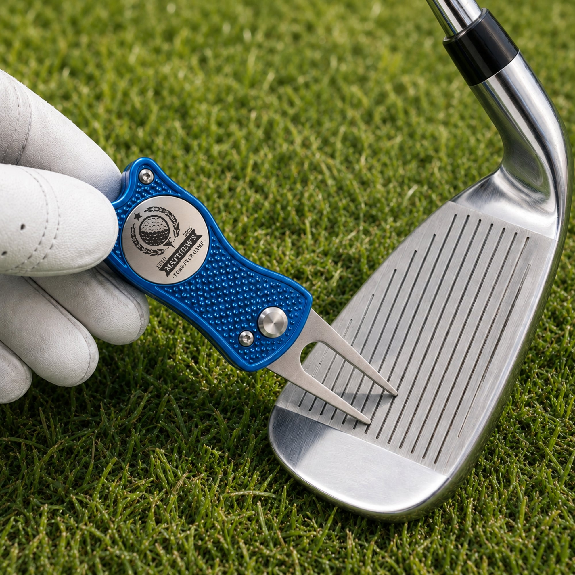 Golf divot tool with detachable magnetic ball marker for pitch mark repair