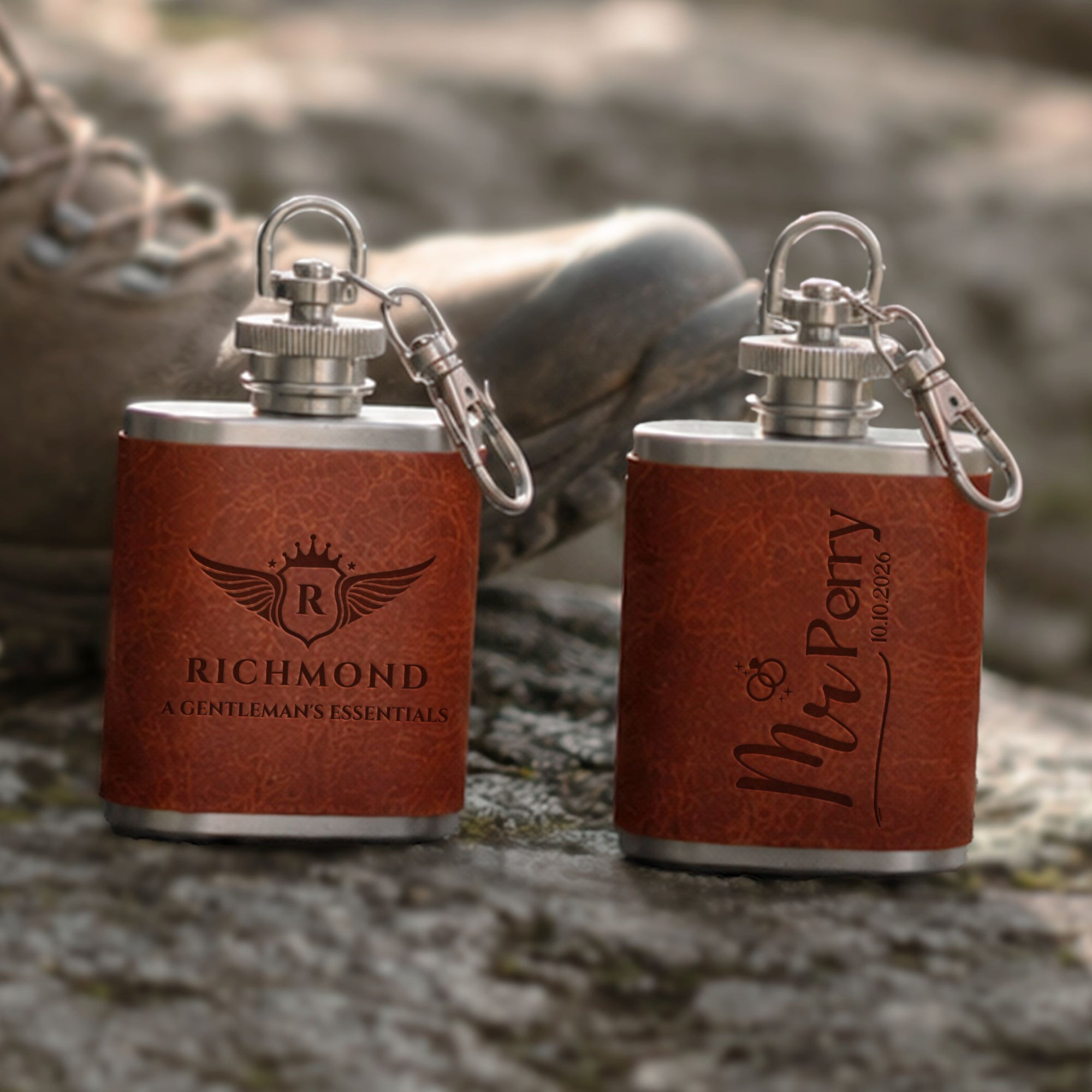 Personalised leatherette mini hip flask keyring laser engraved 1oz bridesmaid and groomsman gift