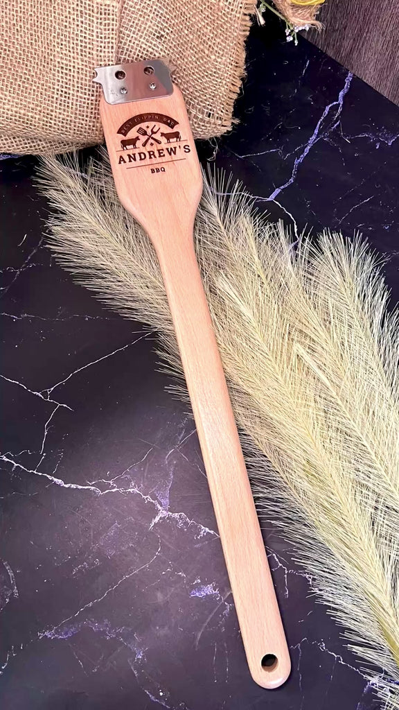 Personalised BBQ Grill Brush Scraper, Custom Engraved Barbecue Cleaning Tool, Kitchen Cooking Utensil, Housewarming, Father, Groomsman Gift
