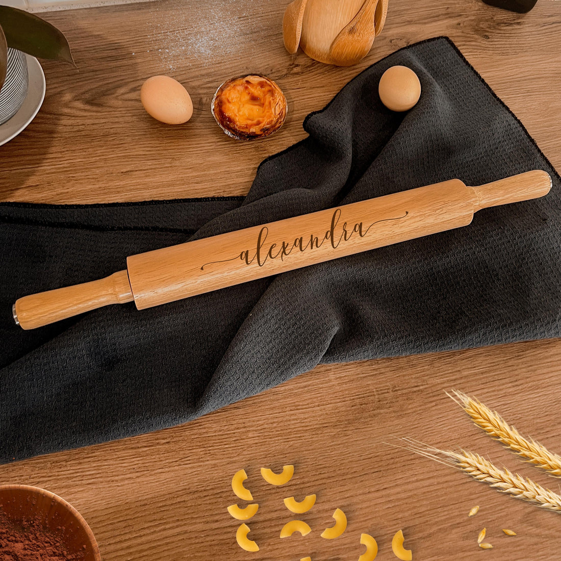 Personalised Wooden Rolling Pin, Custom Laser Engraved Timber Dough Roller, Cake Baking Utensils, Mothers Fathers Day Gift for Grandma Nanny Grandpa