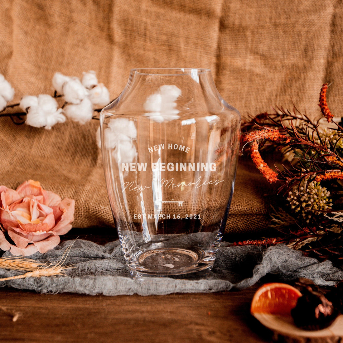 Personalised Large Evocative Designer Clear Glass Vase, Custom Engraved Memorial Wedding Gift for Bridesmaid, Mother of Bride/ Groom, Housewarming, Anniversary