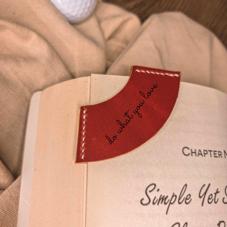 Personalised Cowhide Leather Round Corner Bookmark/ Monogram Custom Laser Engraved/ Gift for Him & Her/ Father/ Birthday/ Mum/ Book Lovers