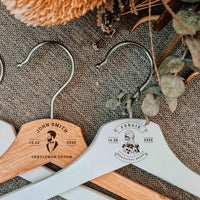 Personalised Wooden Coat Hanger, Gift for Mom/ Dad/ Grandma/ Grandpa/ Him/ Her, Custom Engraved Wedding/ Bridal/ Groom Mothers/ Fathers Day
