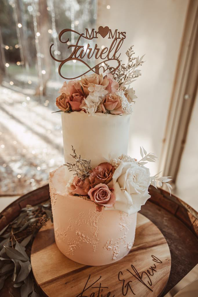 Custom Mr & Mrs Family Name - Infinity Heart Wedding Cake Topper