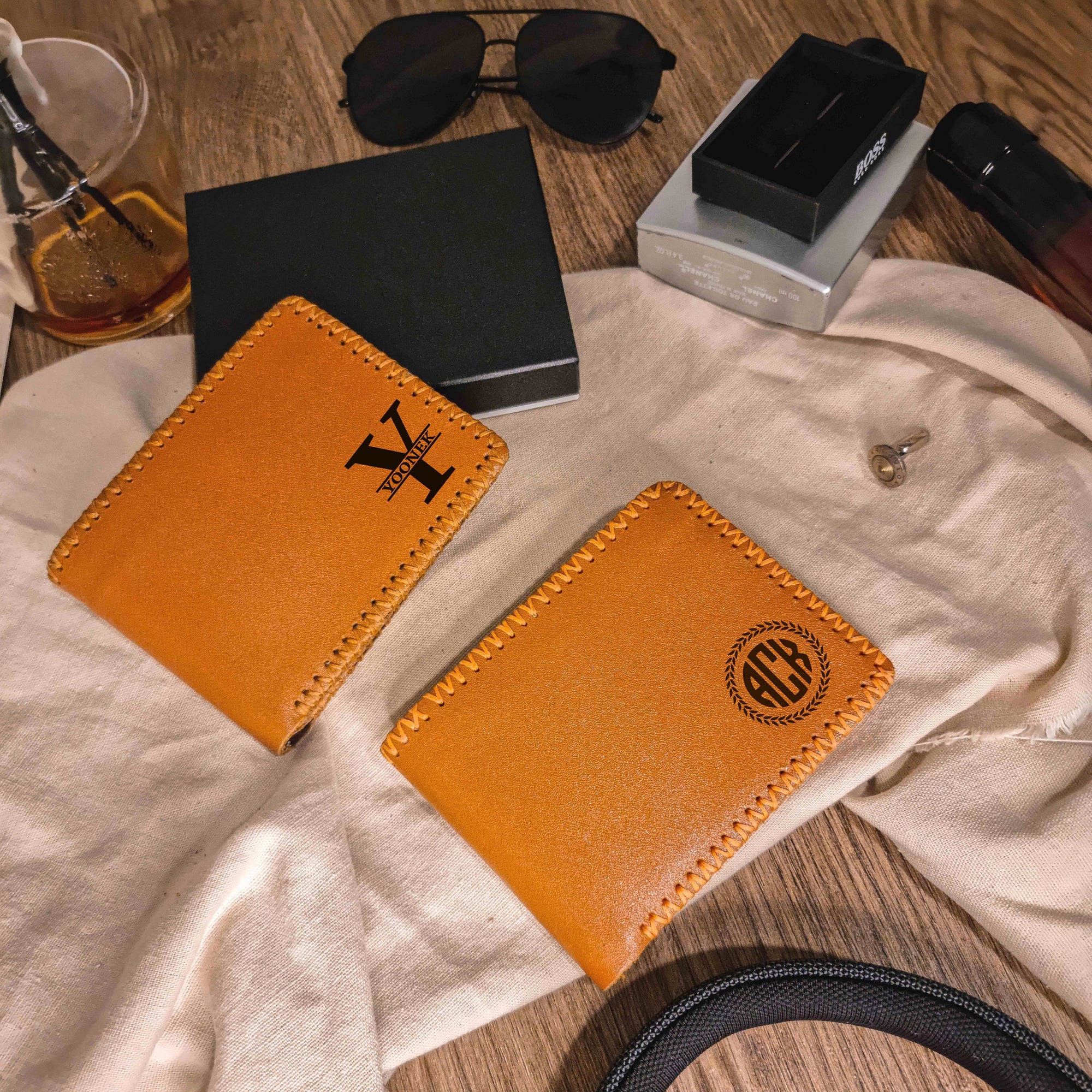 Personalised Hand Stitched Genuine Real Leather Cowhide Bifold Wallet, Monogram Custom Engraved Gift for Him/ Father/Groomsmen/ Dad/ Husband Anniversary